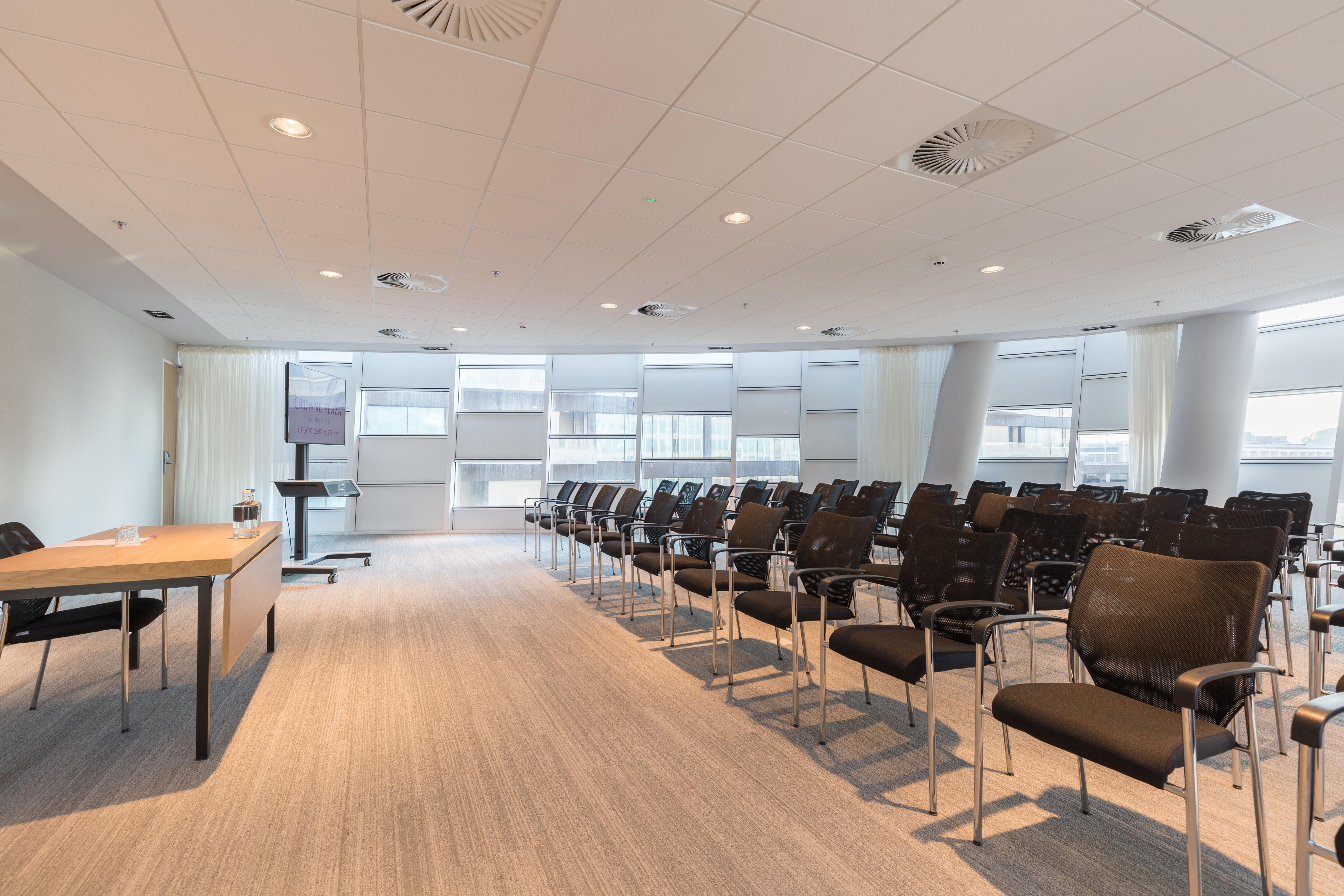 Crowne Plaza Utrecht - Central Station By Ihg Exterior photo