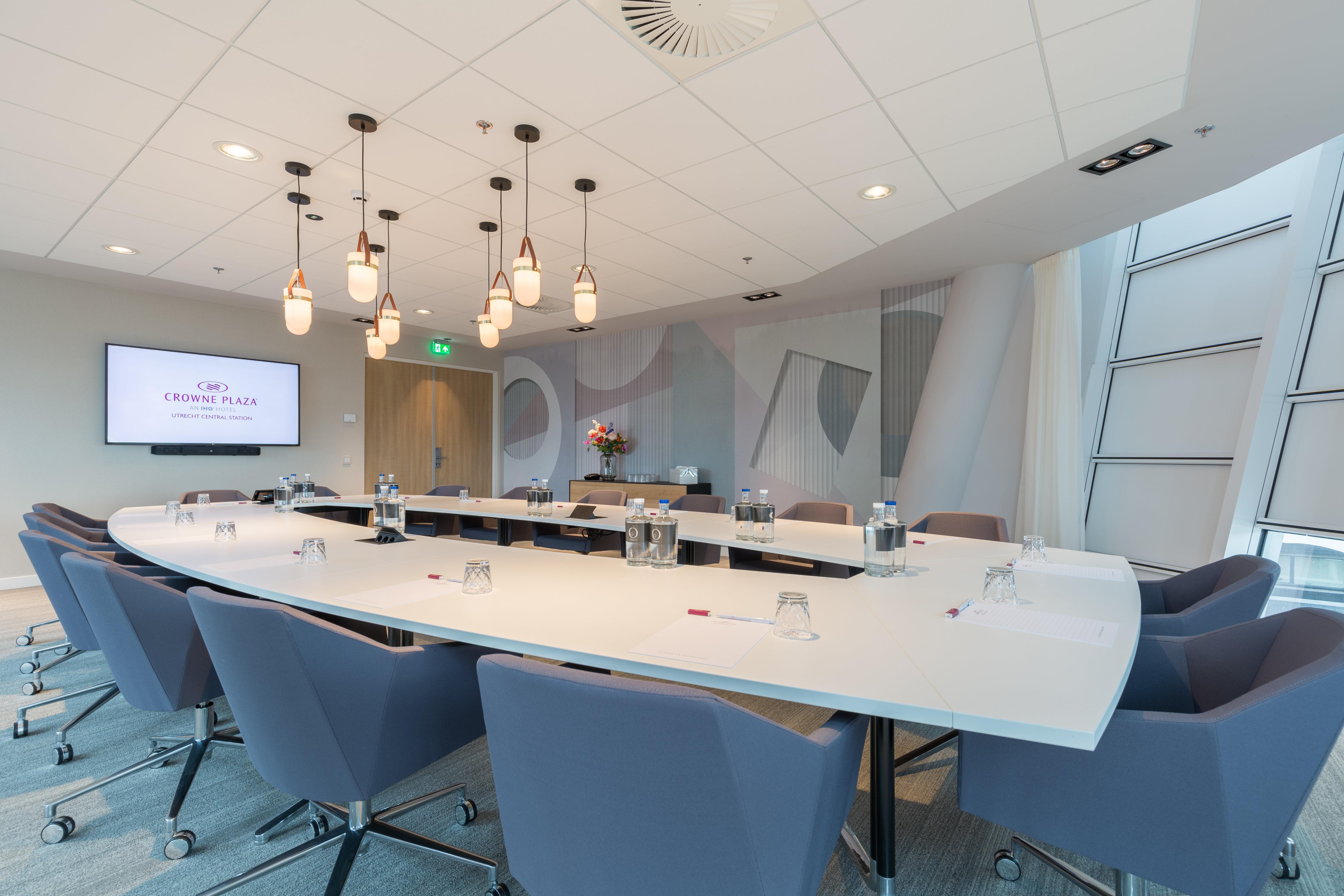 Crowne Plaza Utrecht - Central Station By Ihg Exterior photo