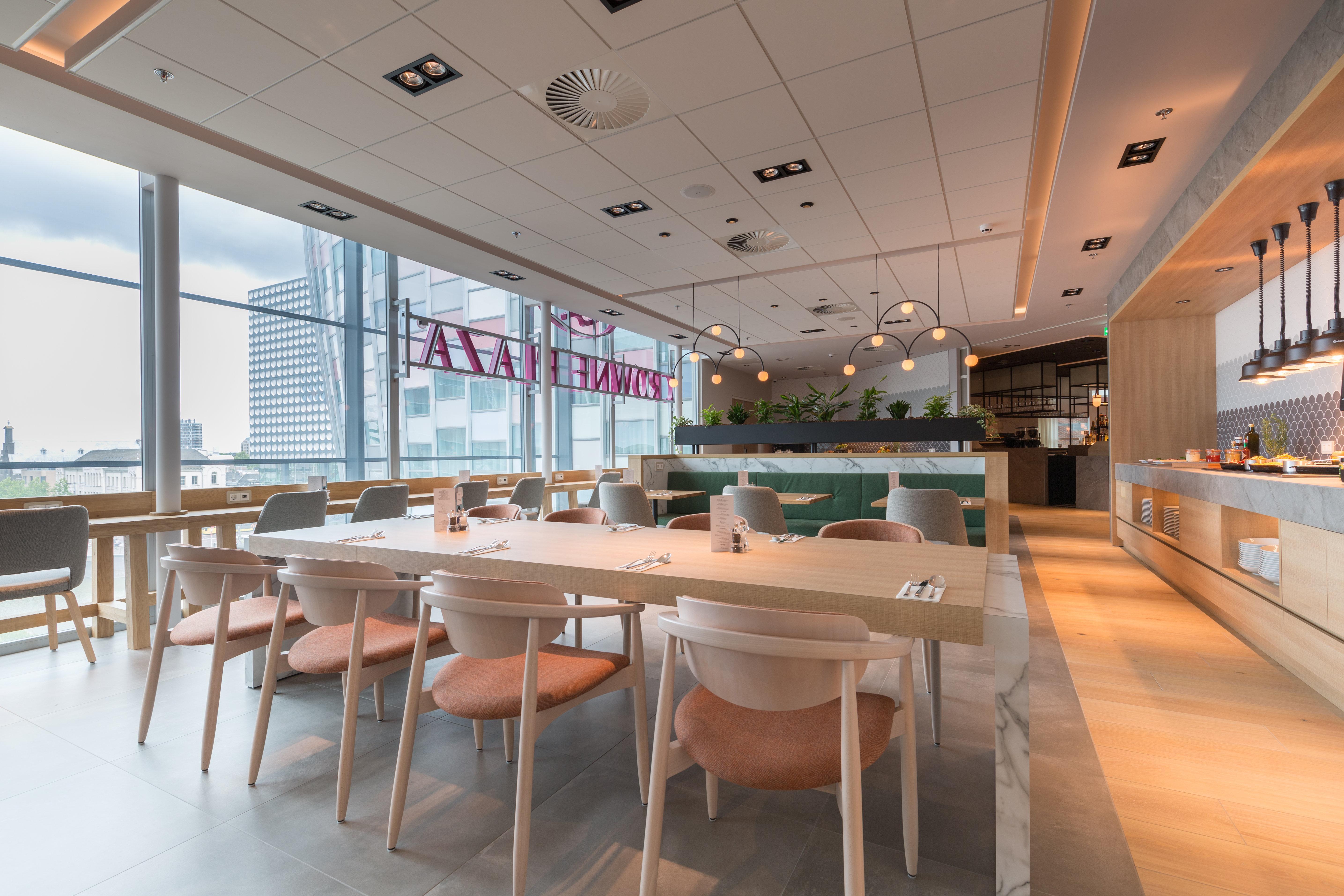 Crowne Plaza Utrecht - Central Station By Ihg Exterior photo